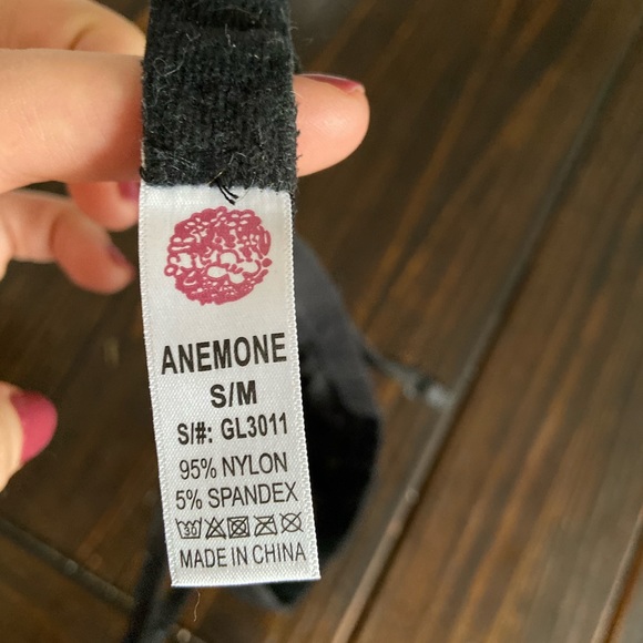 Lingerie bra. - Picture 3 of 3